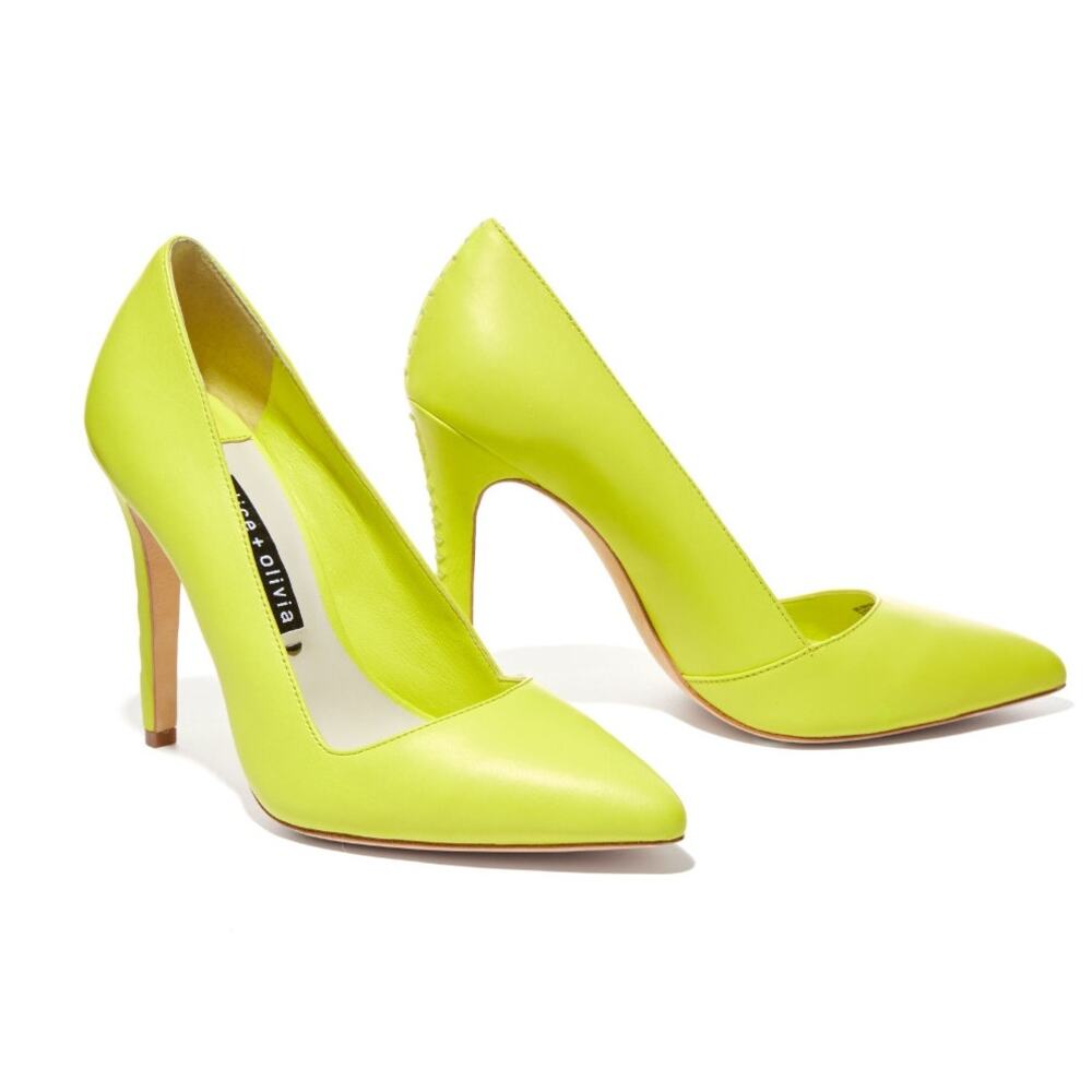 Olivia Sleek Green Dina Pumps Size 7
